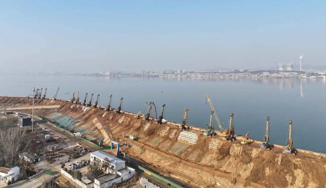 金泰SG系列抓斗主导白龟山水库除险加固工程，设备占比高达85%